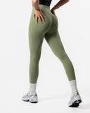 Reform Seamless Legging - Pistachio